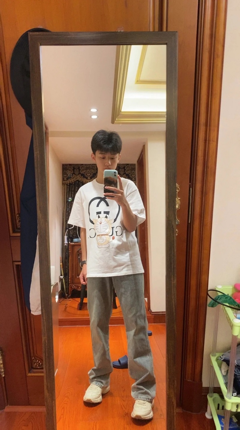 Nụ cười rạng rỡ, năng lượng tuổi teen trong trẻo 🌞