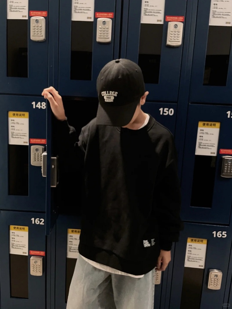 Vẻ ngoài tự tin, chuẩn hot boy tuổi teen 🌟