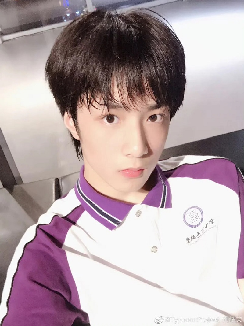 Ánh mắt baby, khuôn mặt trong sáng cực phẩm ✨