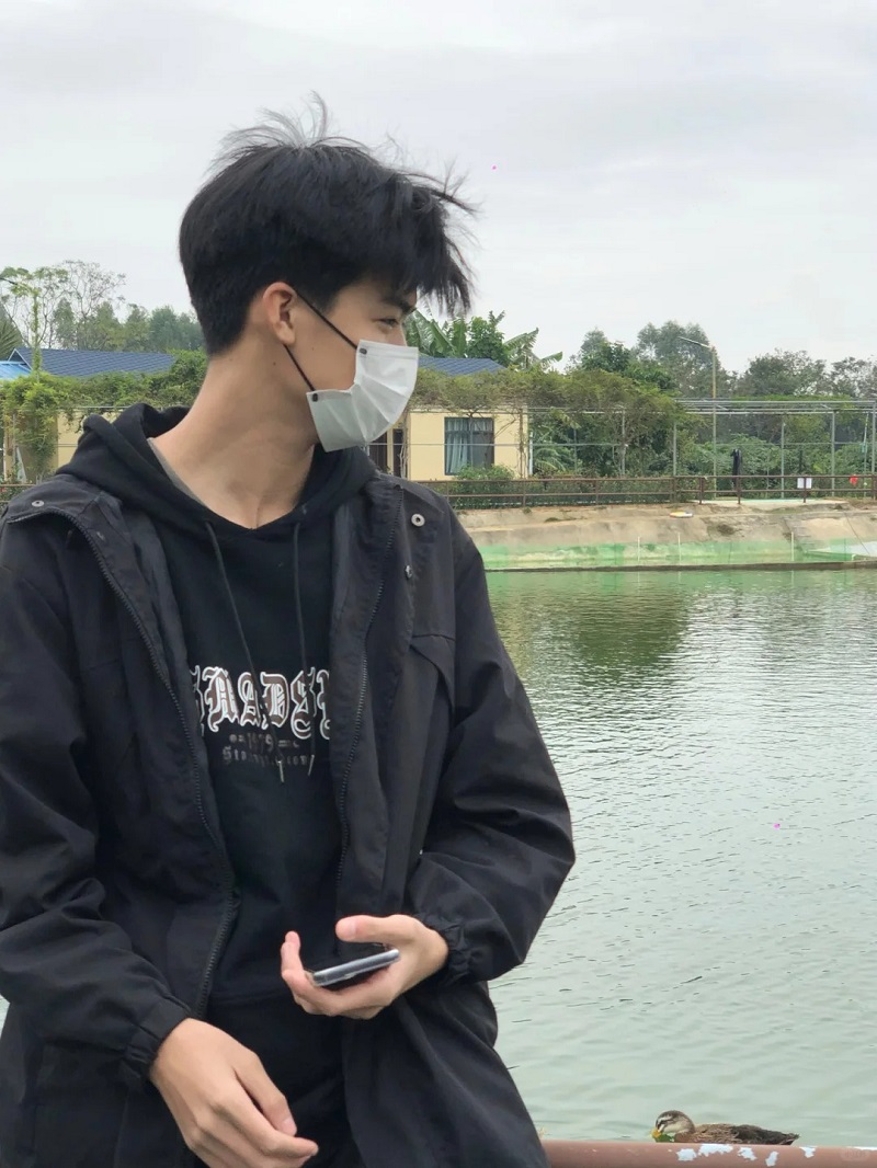 Ảnh trai đẹp 2k7 cực phẩm học đường, visual xịn xò 😍