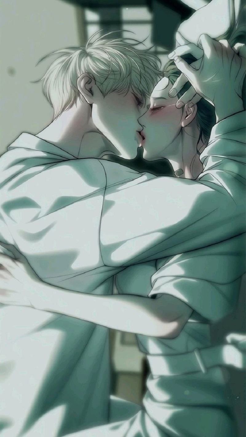 Nụ hôn đầy cảm xúc trong vòng tay ấm áp