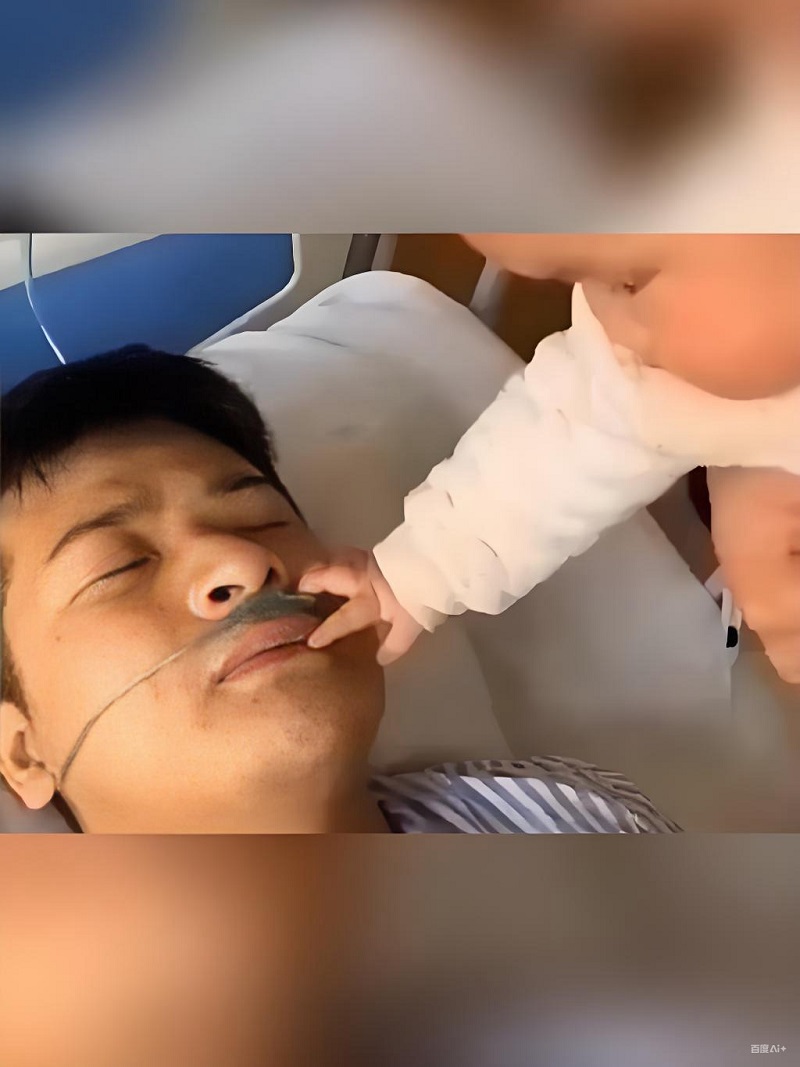 Thanh niên nằm thở oxy, vibe “bị sốc tình cảm level max”.