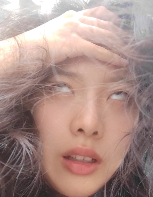 Meme trợn mắt 26